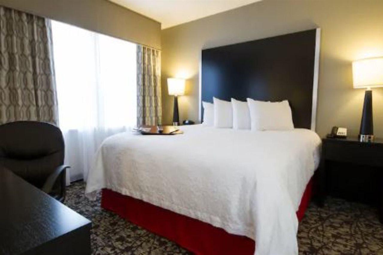 Hampton Inn & Suites Dupont DuPont Exterior foto