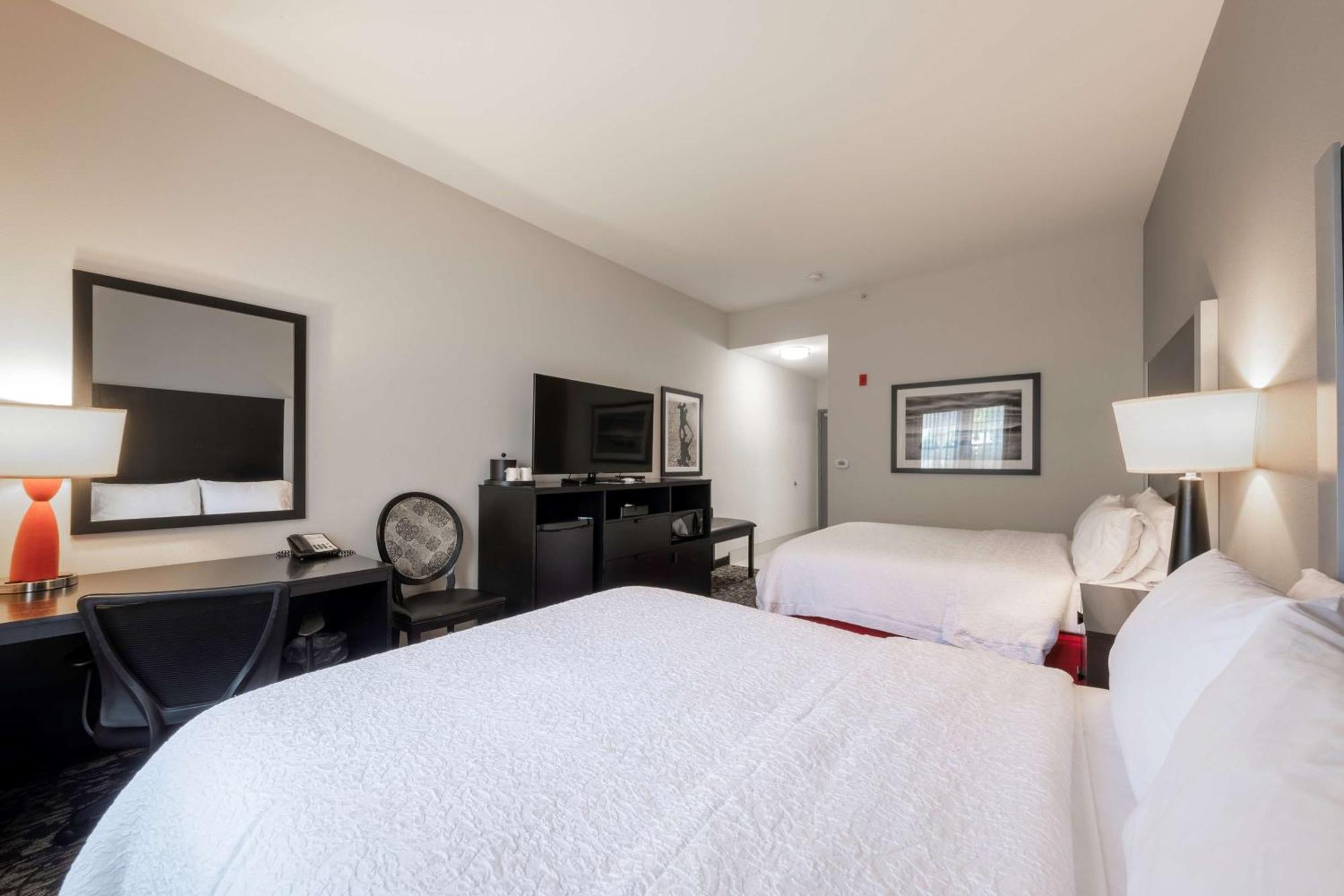 Hampton Inn & Suites Dupont DuPont Exterior foto